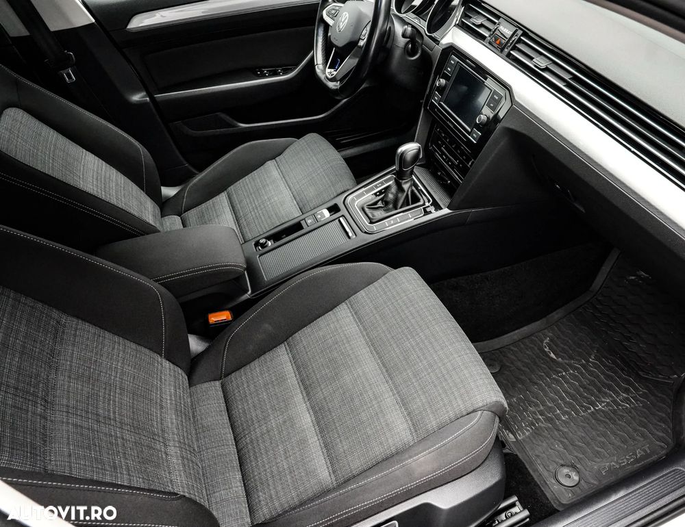 Volkswagen Passat Variant 1.5 TSI ACT OPF DSG Comfortline - 12