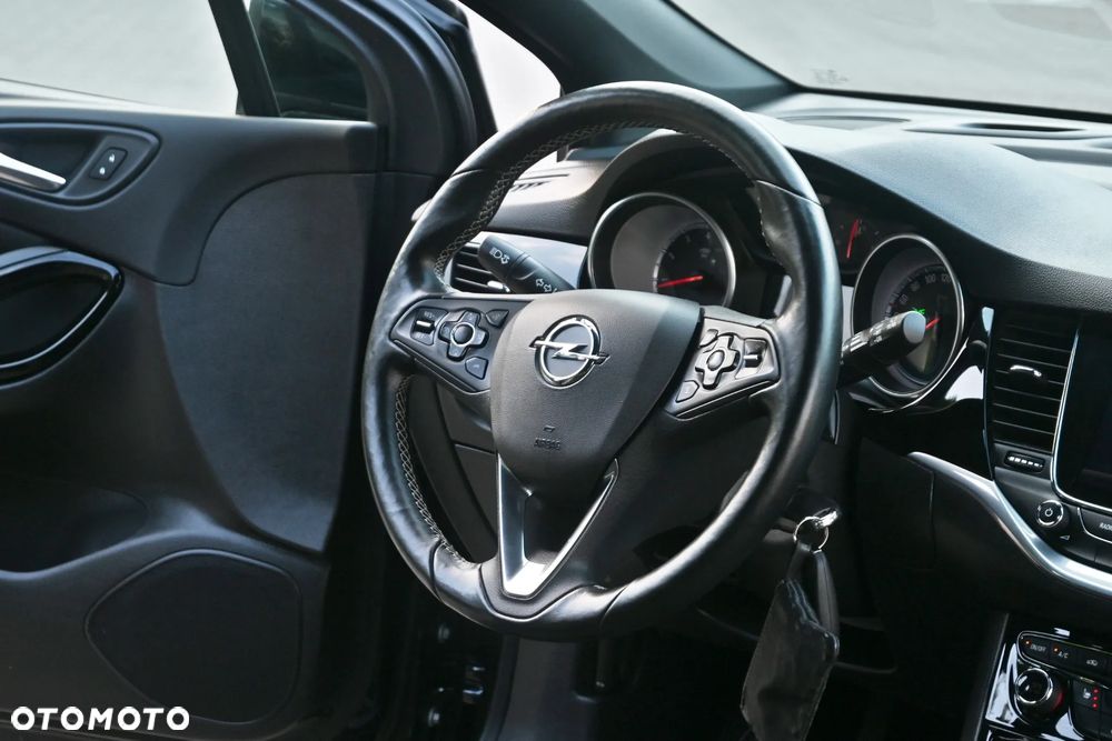 Opel Astra 1.4 T Dynamic S&S - 25