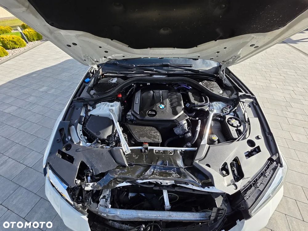 BMW Seria 5 520d xDrive MHEV M Sport sport - 11