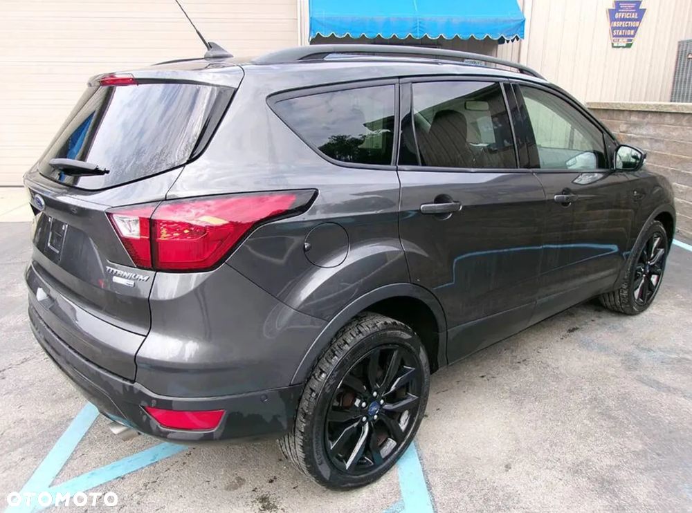 Ford Escape - 6