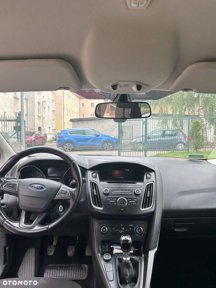 Ford Focus 1.5 TDCi Trend - 6