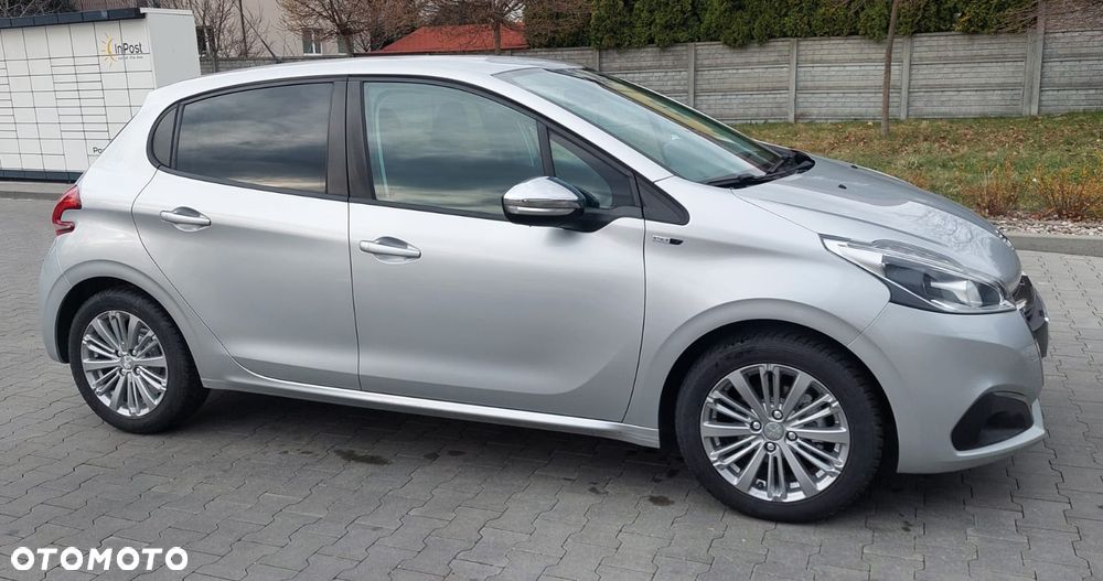 Peugeot 208 PureTech 82 Active - 4