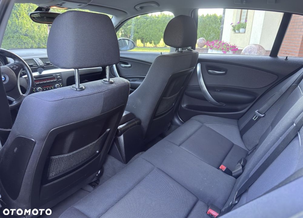 BMW Seria 1 118d - 6