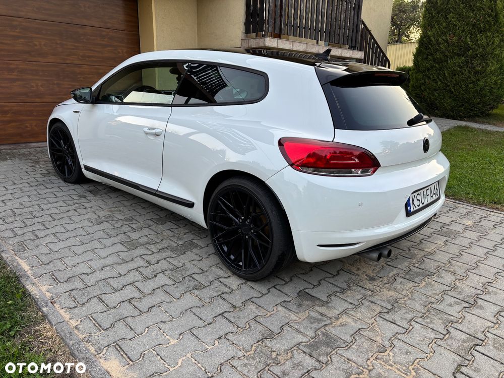 Volkswagen Scirocco 2.0 TDI - 1