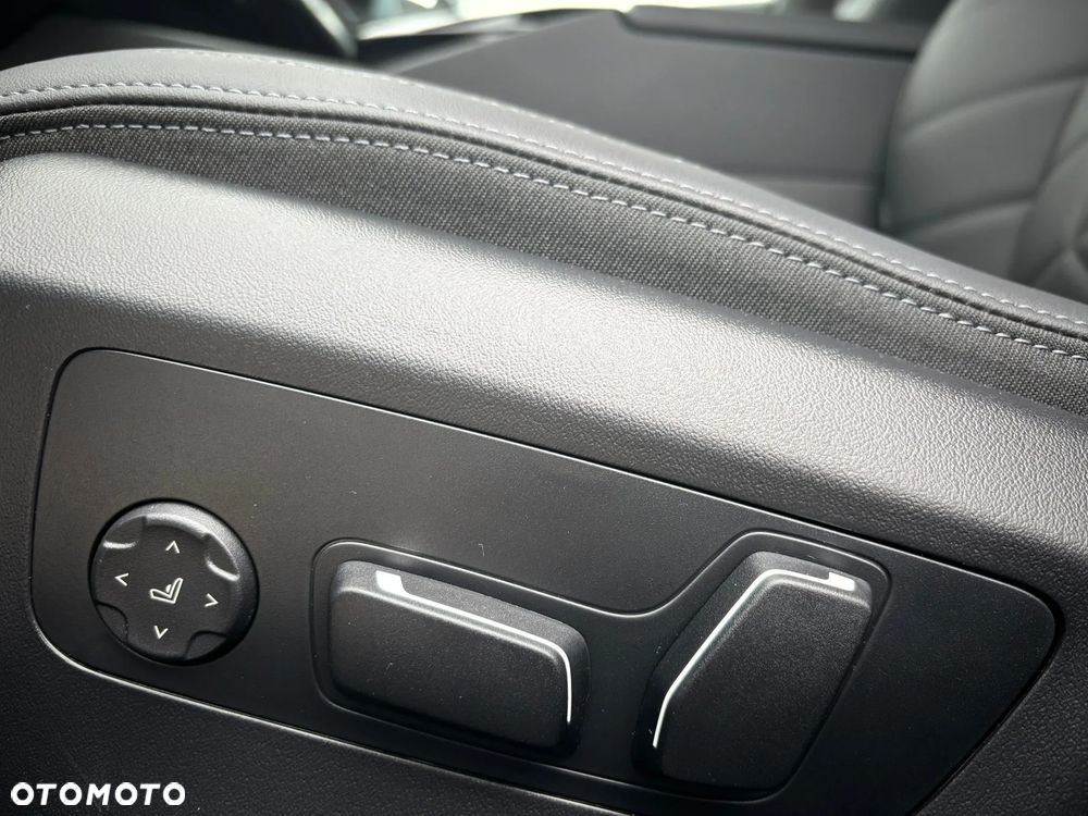 BMW Seria 5 520d xDrive mHEV M Sport - 13
