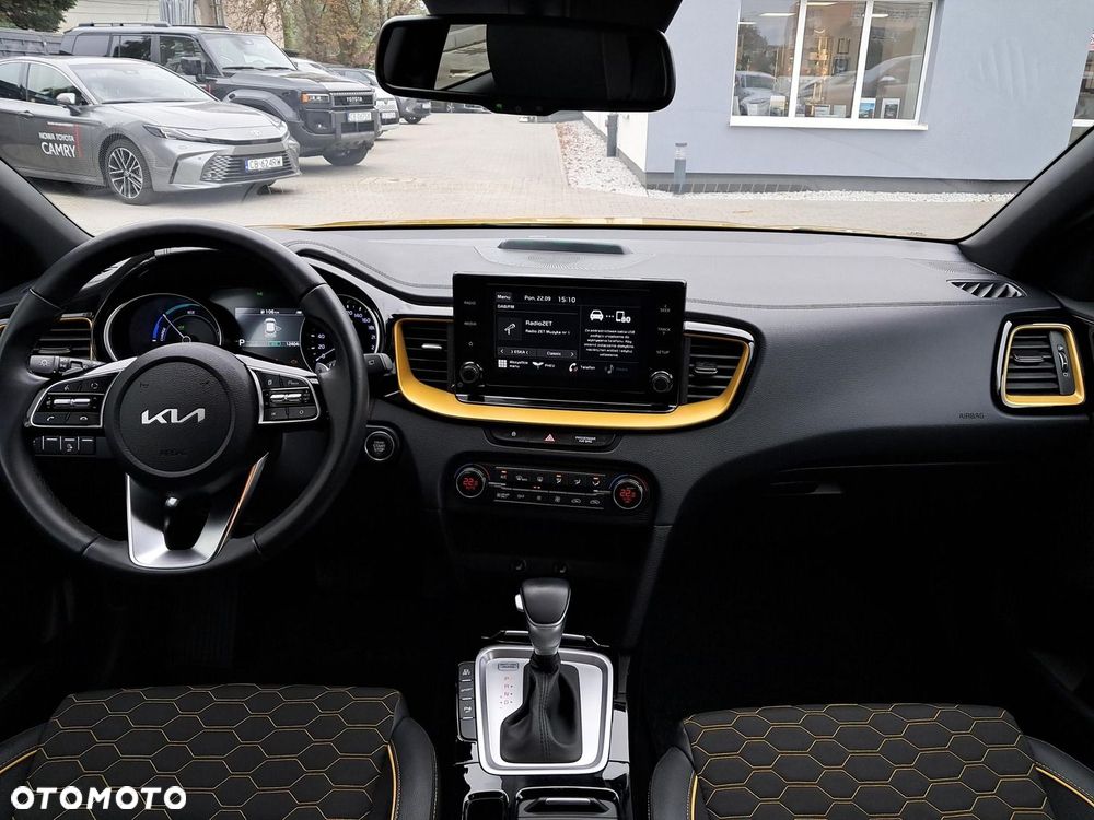 Kia XCeed - 26