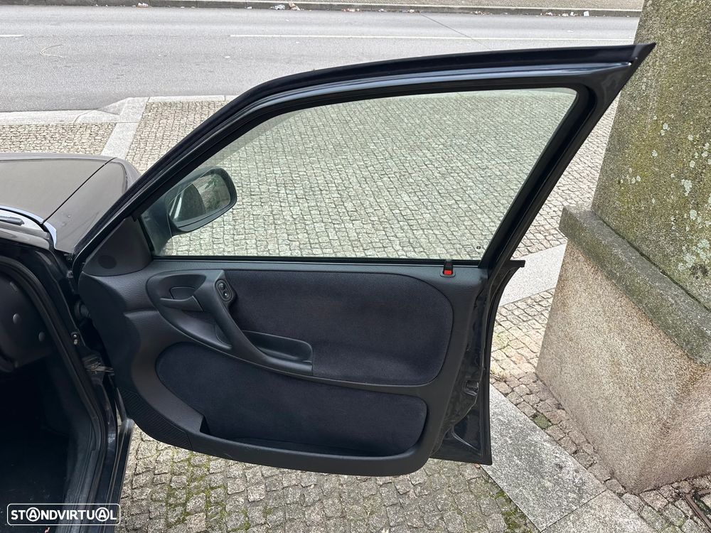 Opel Astra 1.4i 16V Sport - 21