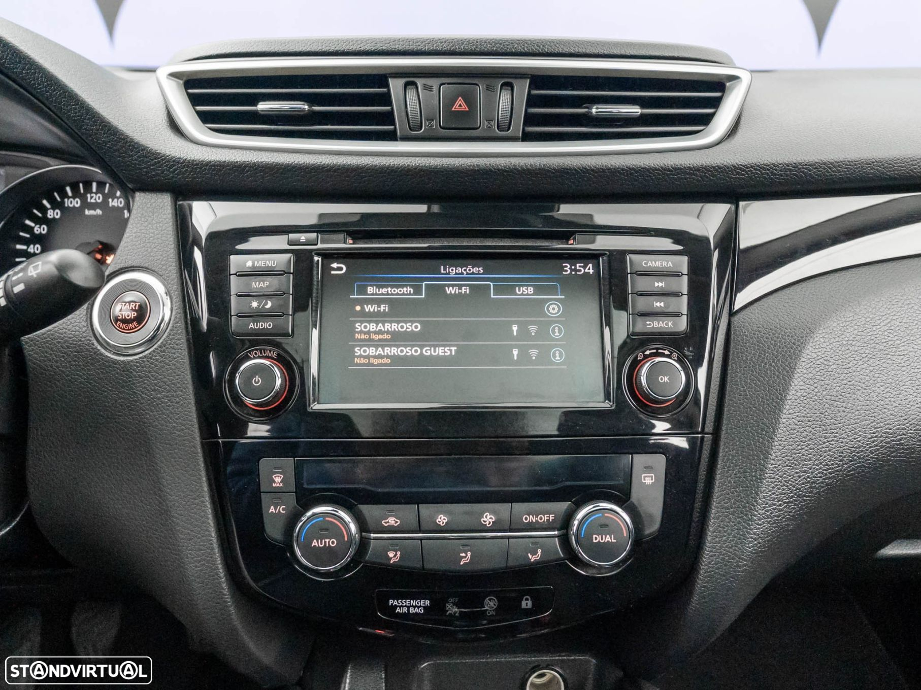Nissan Qashqai 1.3 DIG-T N-Connecta - 34