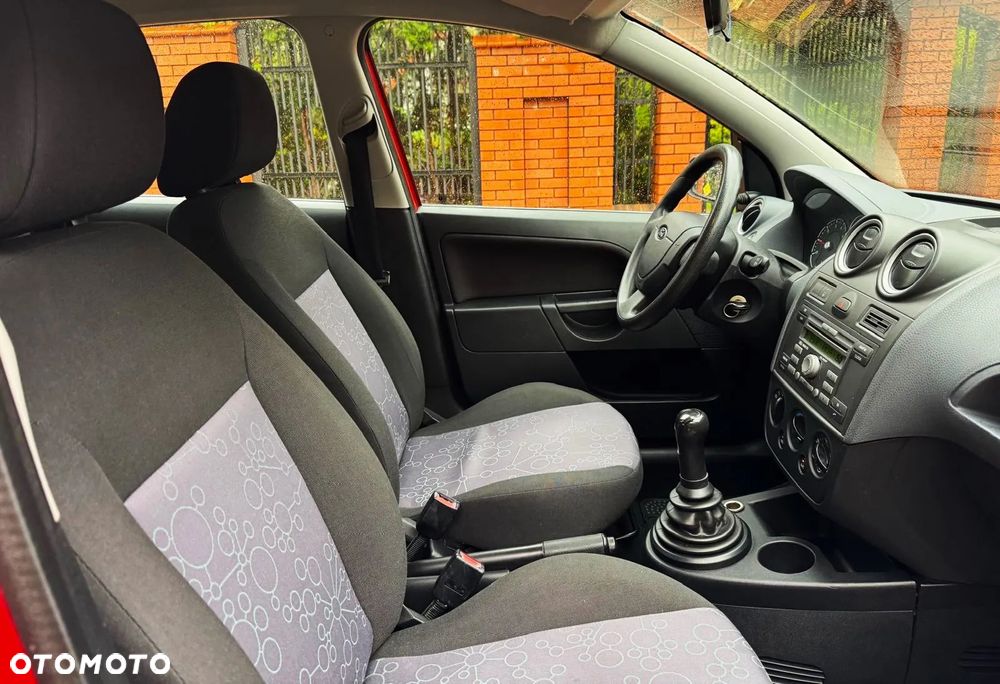Ford Fiesta 1.3 Blues - 16