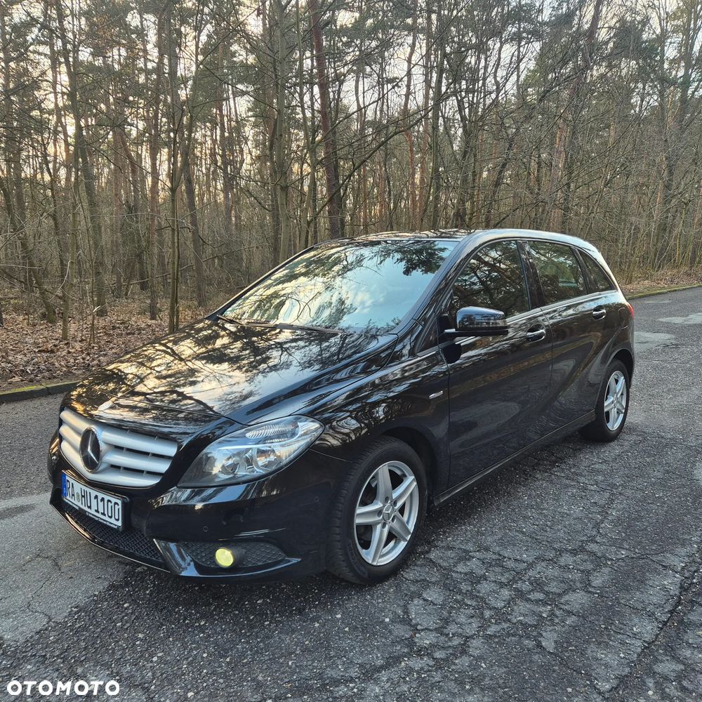 Mercedes-Benz Klasa B 180 BlueEFFICIENCY Edition - 2