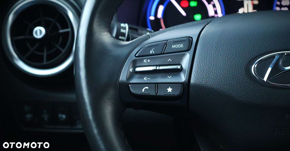 Hyundai Kona - 24
