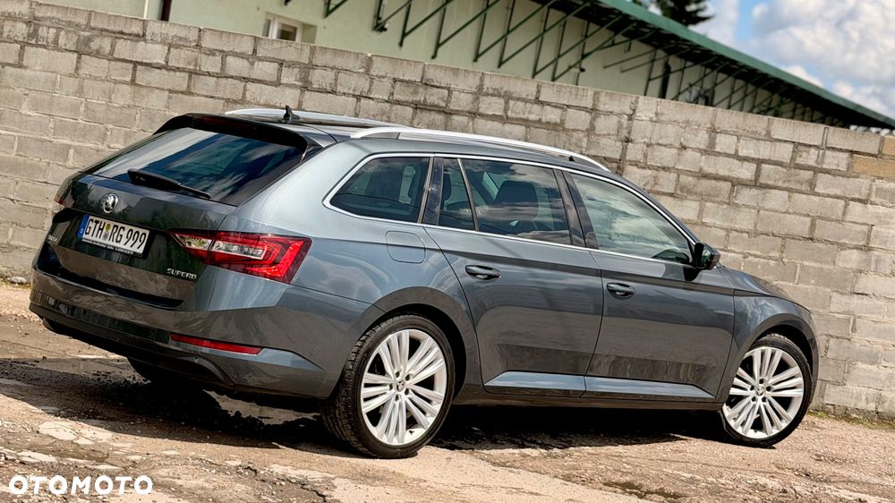 Skoda Superb 2.0 TDI Premium Edition - 25