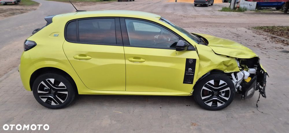 Peugeot 208 Active - 5
