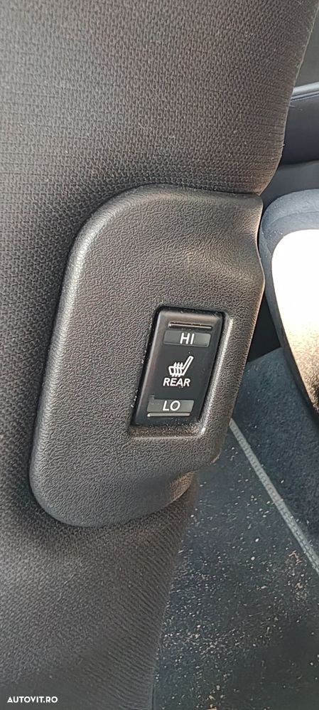 Nissan LEAF N-Connecta - 11