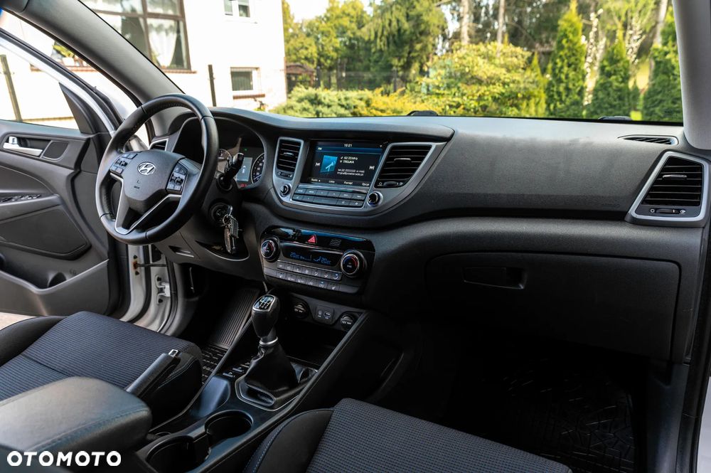 Hyundai Tucson blue 1.7 CRDi 2WD Style - 29