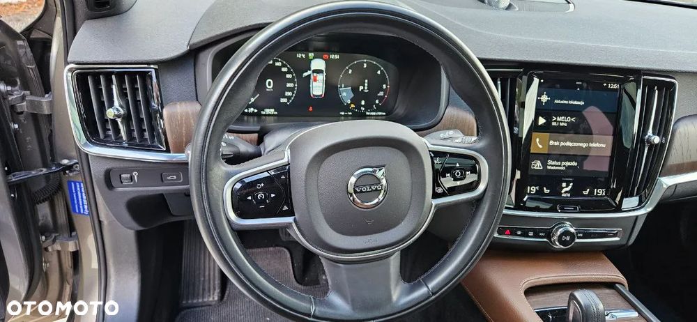 Volvo V90 Cross Country B4 D AWD Pro - 38
