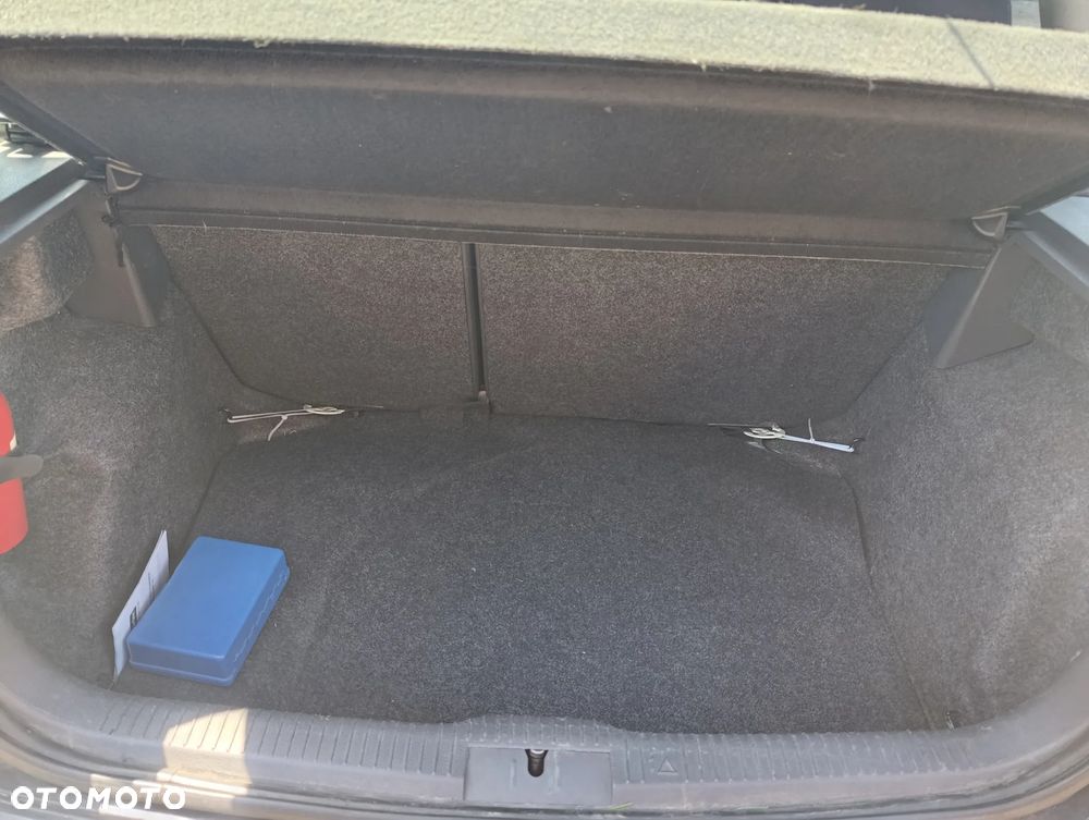 Volkswagen Polo 1.2 United - 10