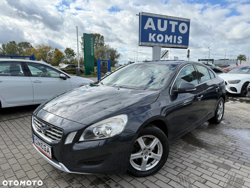 Volvo S60 DRIVe Momentum - 1