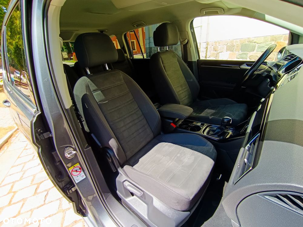 Volkswagen Touran 2.0 TDI BMT Highline DSG - 12