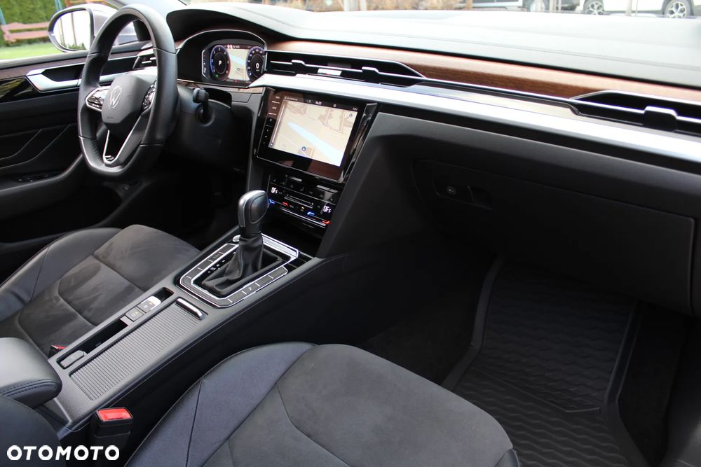 Volkswagen Arteon 2.0 TDI Elegance DSG - 25