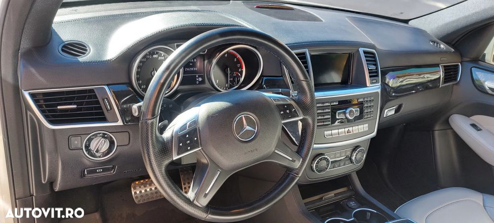 Mercedes-Benz ML - 10