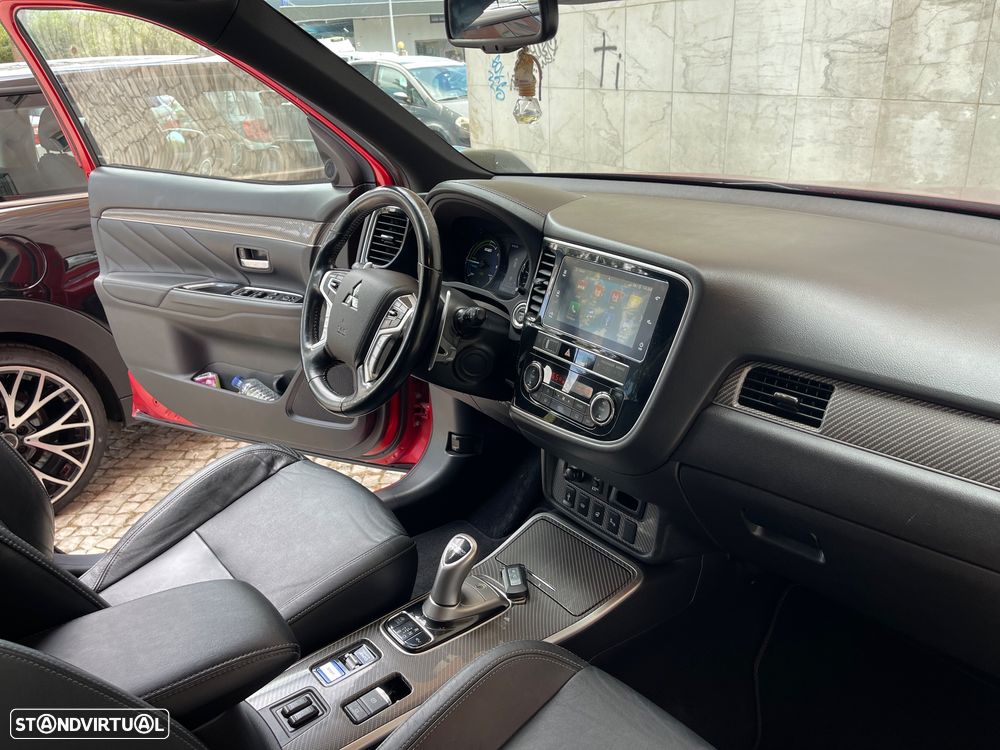 Mitsubishi Outlander - 20