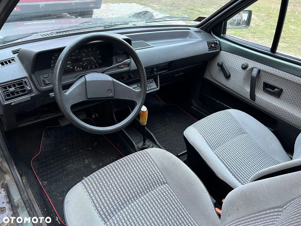 Volkswagen Polo - 9