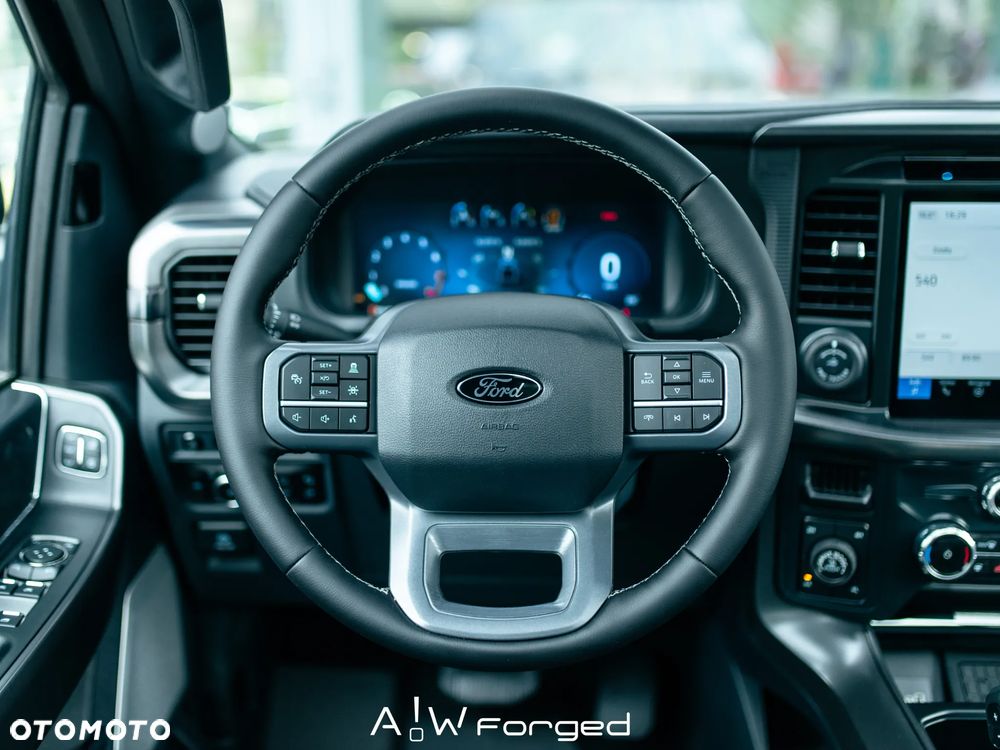 Ford F150 - 24