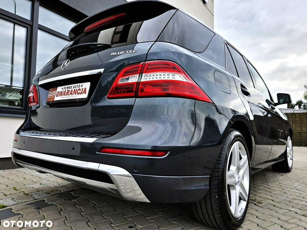 Mercedes-Benz ML 350 BlueTec 4-Matic - 25