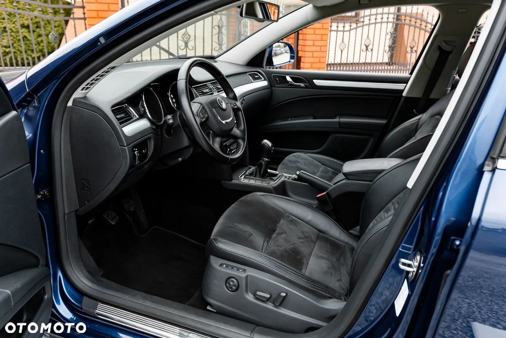 Skoda Superb 1.8 TSI 4x4 Exclusive - 16