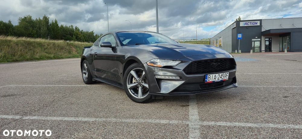 Ford Mustang - 9