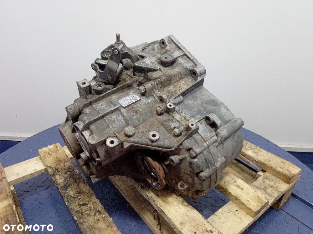 VW GOLF 5 V 03- 2.0 TDI 140KM SKRZYNIA BIEGÓW MANUALNA GRF BKD - 3