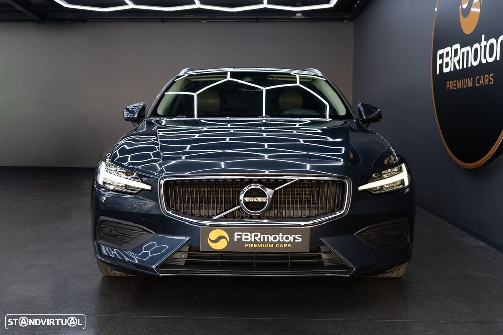 Volvo V60 2.0 D3 Momentum - 3