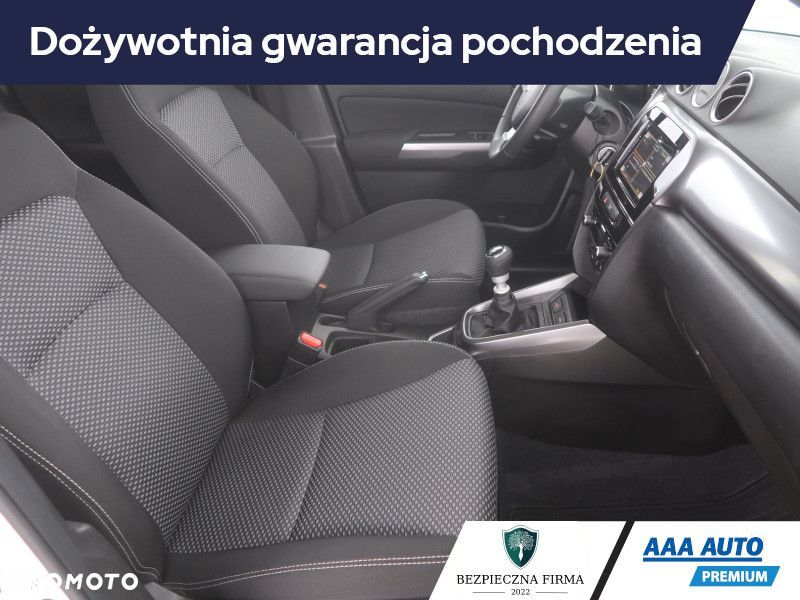 Suzuki Vitara - 11