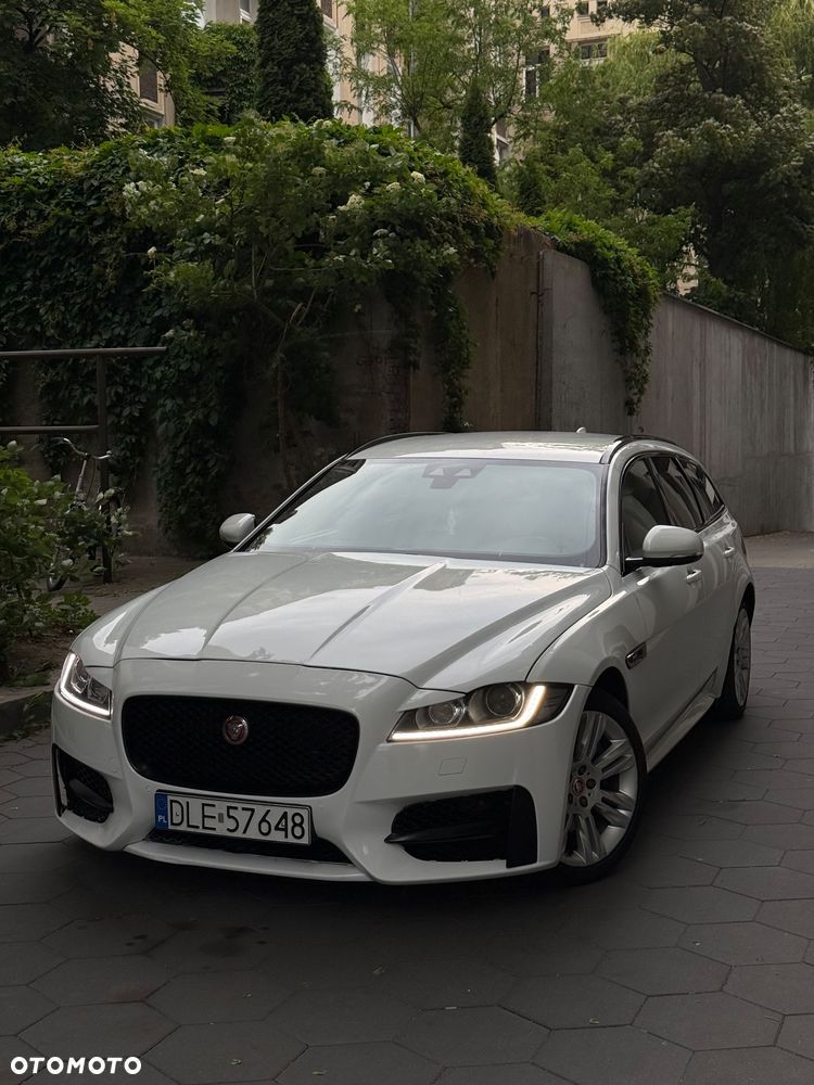 Jaguar XF 20d AWD R-Sport - 2