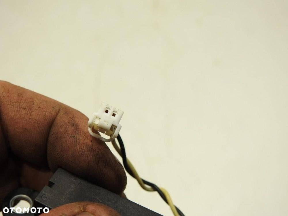 WZMACNIACZ ANTENA MAZDA CX-7 X011C57772 090925 - 4