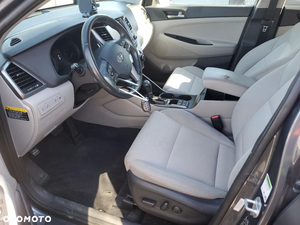 Hyundai Tucson 1.6 GDi 4WD DCT Premium - 8