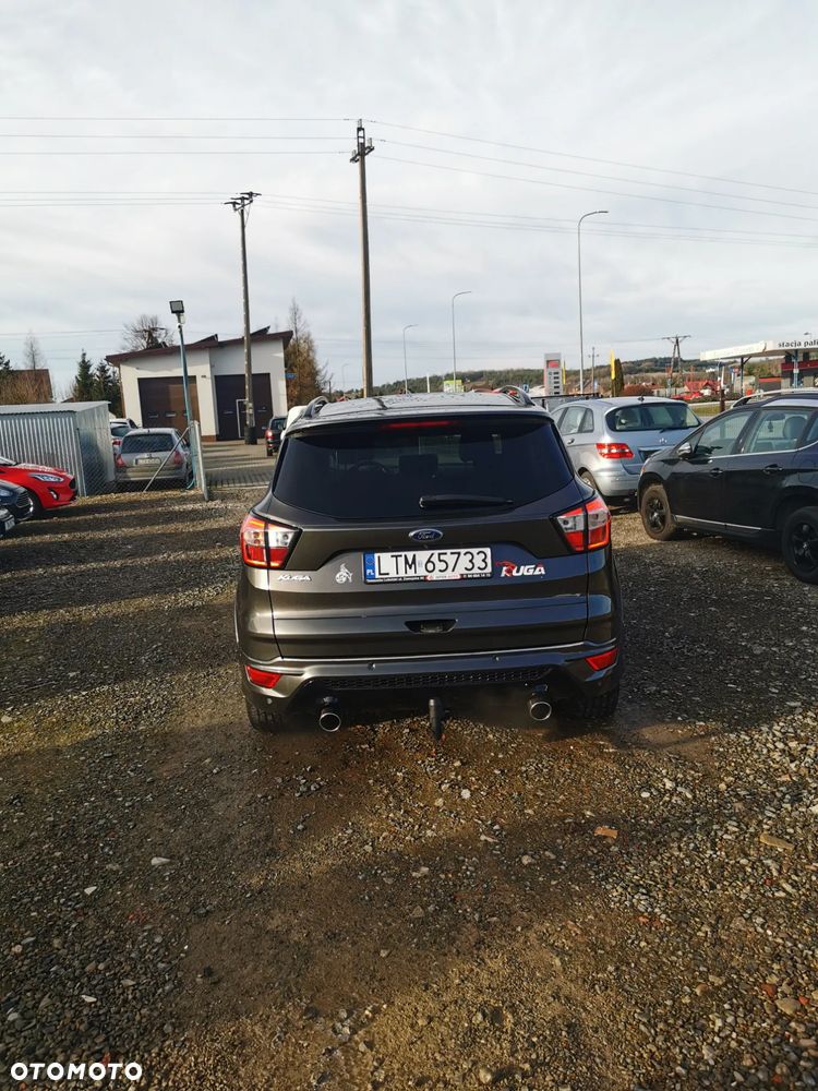 Ford Kuga 1.5 EcoBoost 2x4 ST-Line - 23
