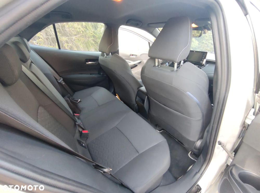 Toyota Corolla - 16