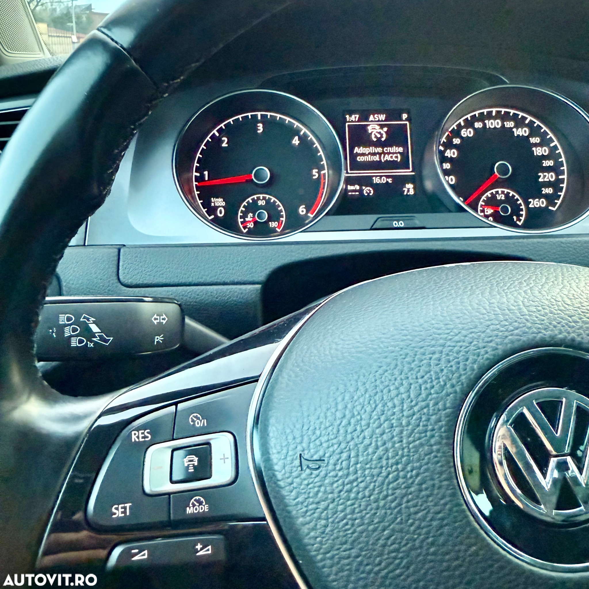 Volkswagen Golf 1.6 BlueTDI DSG Comfortline - 8