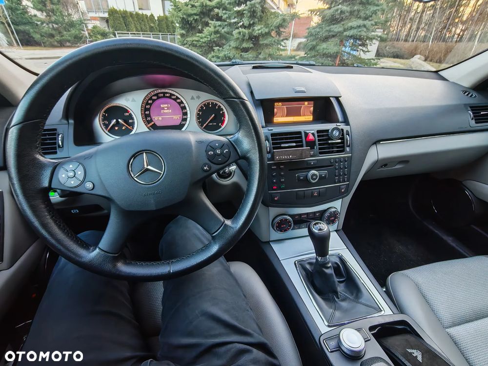 Mercedes-Benz Klasa C 200 Kompressor Avantgarde - 4