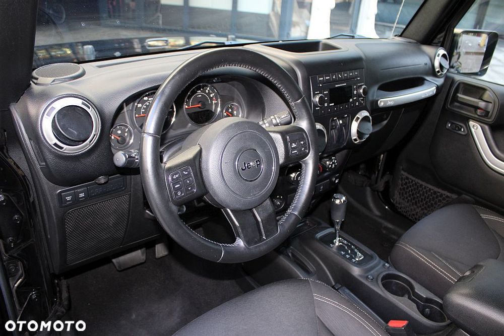 Jeep Wrangler - 20