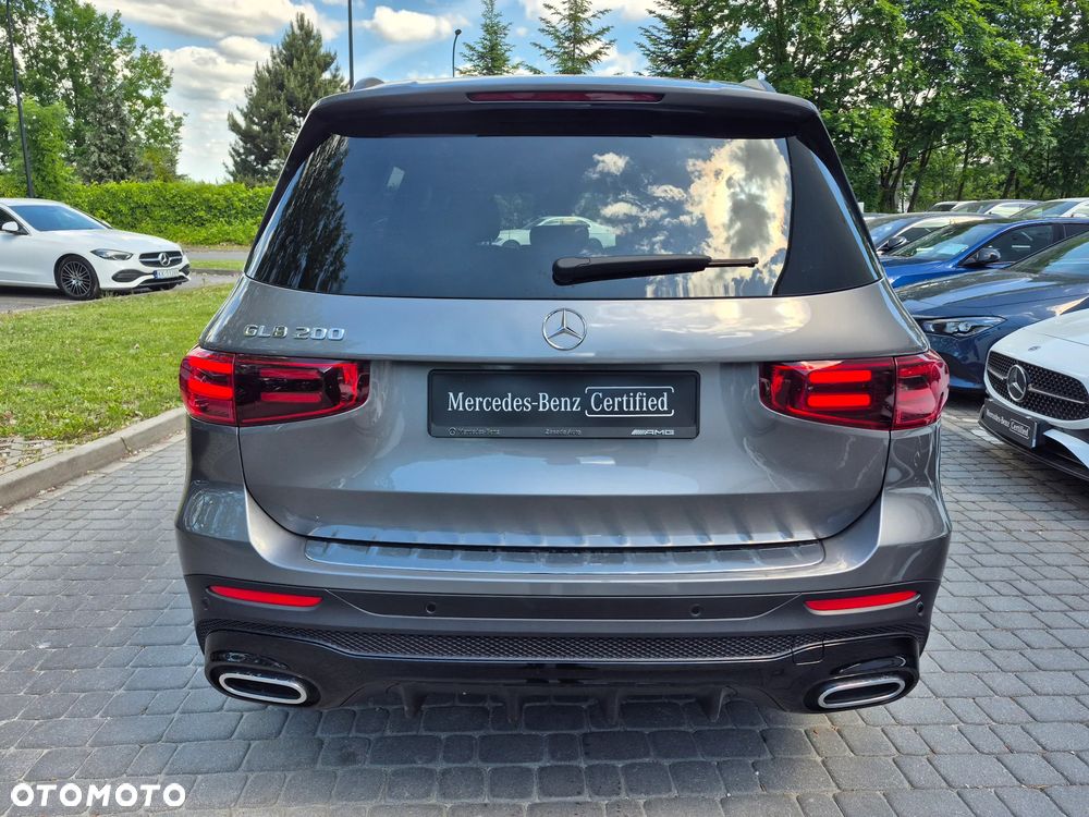 Mercedes-Benz GLB 200 AMG Line 7G-DCT - 4