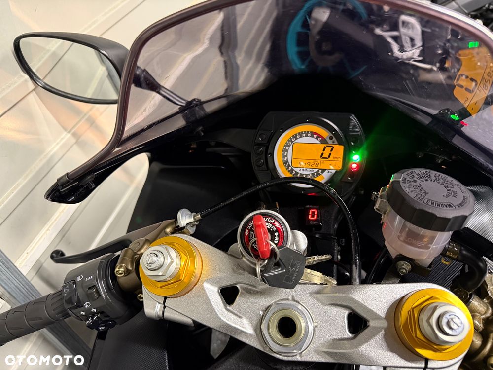 Kawasaki Ninja - 9