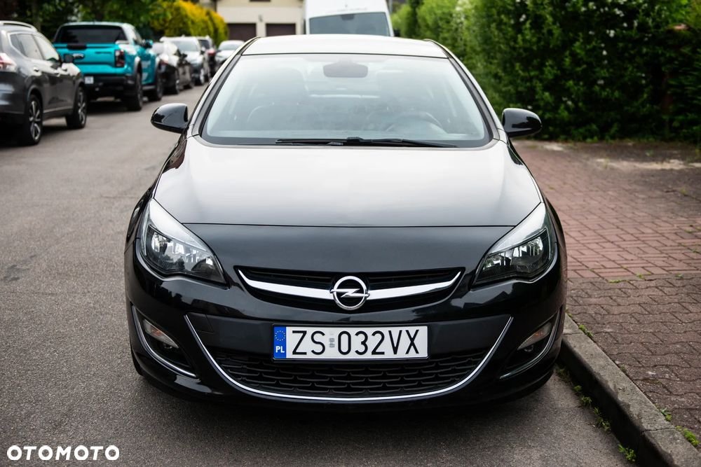 Opel Astra 1.6 D (CDTI) Start/Stop Edition - 2
