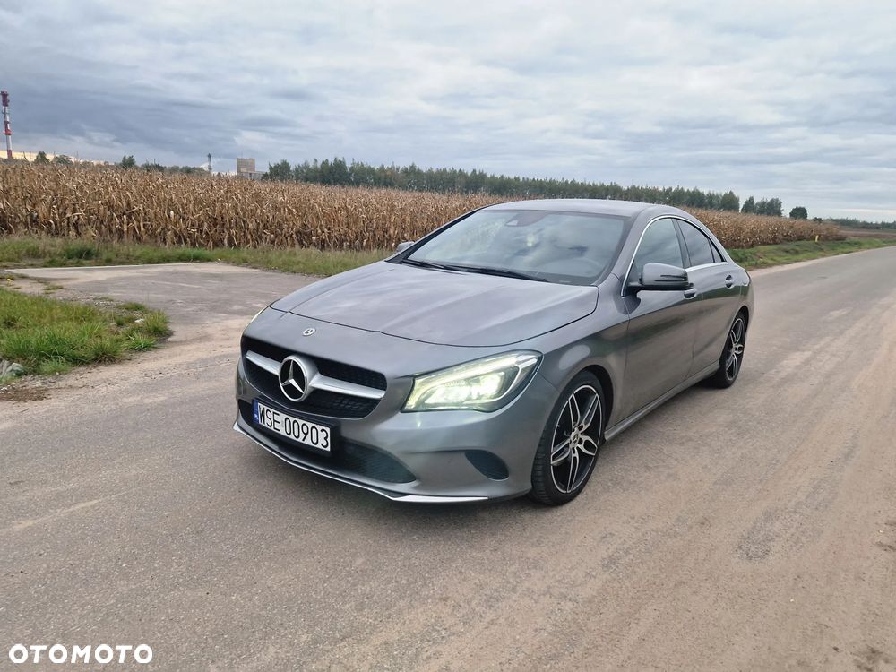 Mercedes-Benz CLA 200 7G-DCT AMG Line - 3