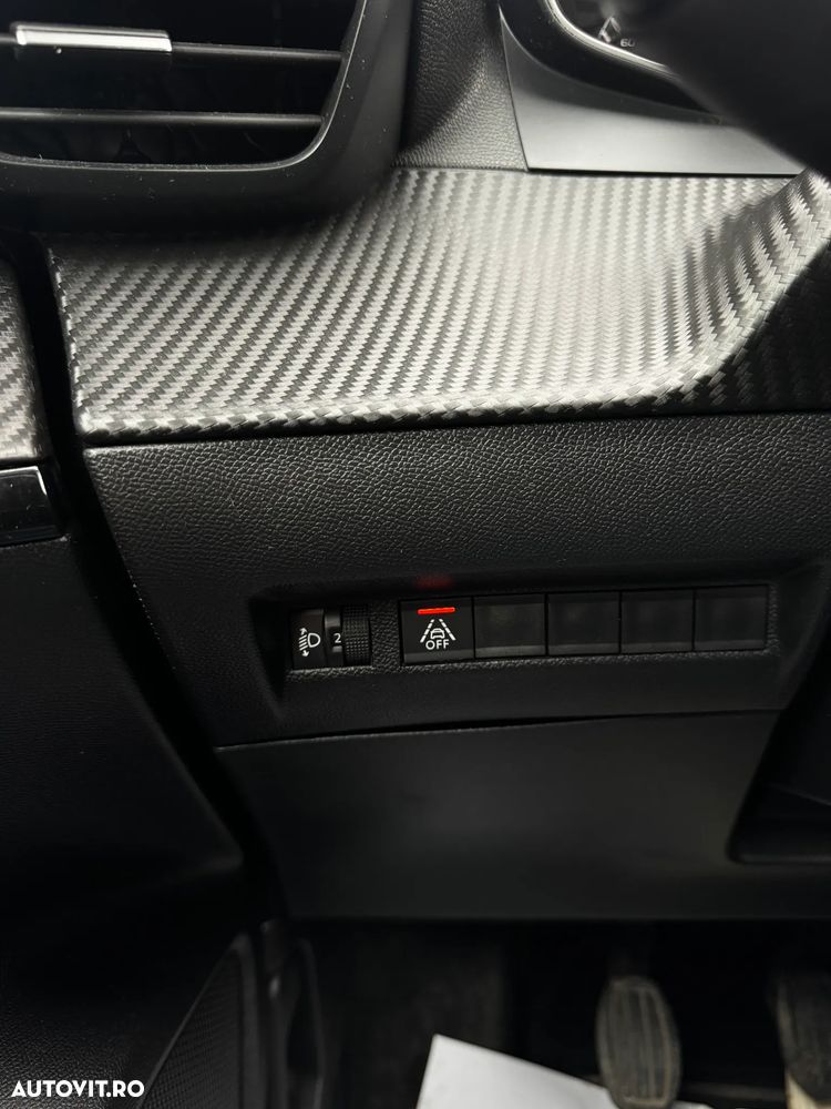Peugeot 2008 - 21