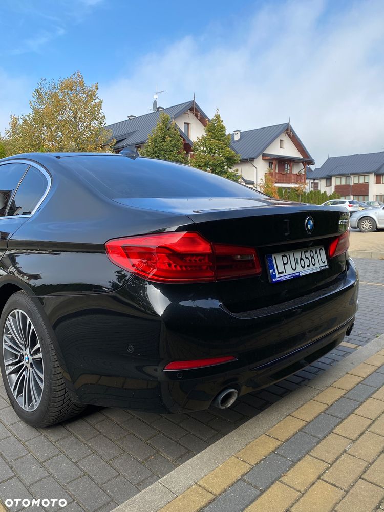 BMW Seria 5 530i GPF Luxury Line sport - 4