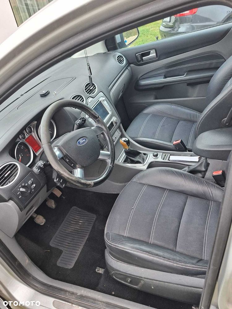 Ford Focus - 7