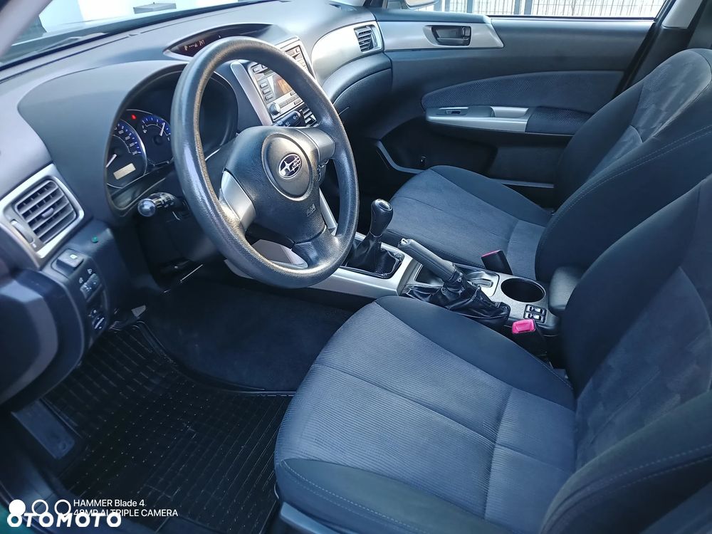 Subaru Forester 2.0X Active - 10